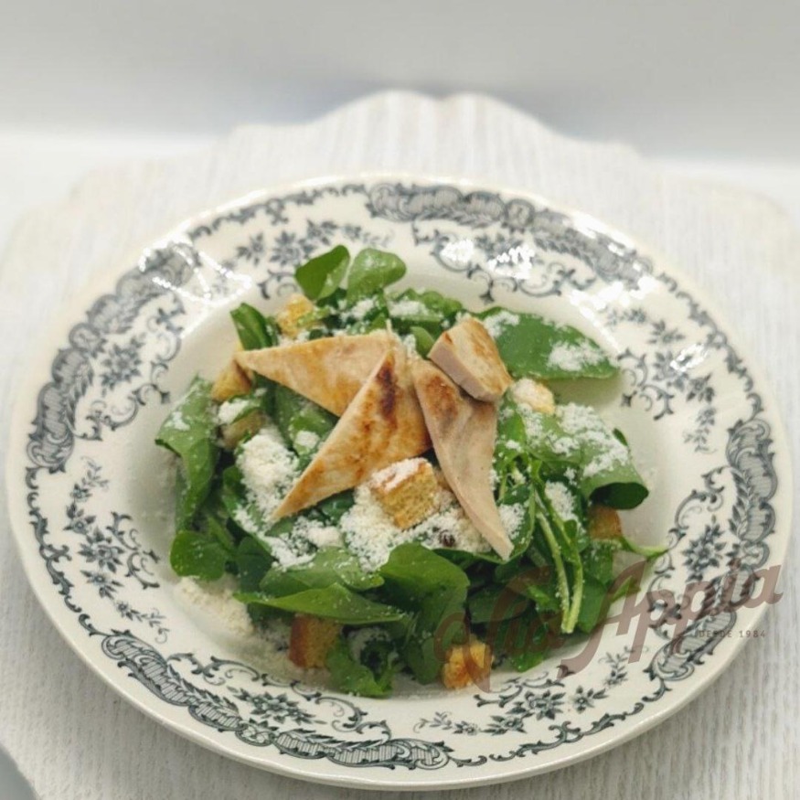 ENSALADA CÉSAR CON POLLO Y BERROS