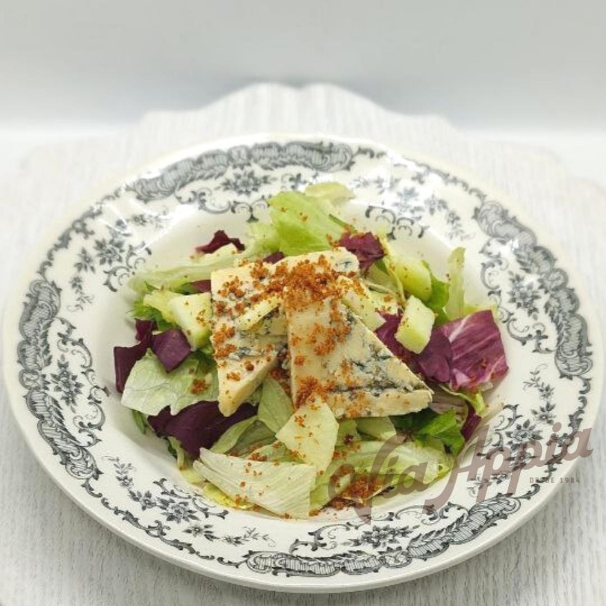 ENSALADA CON QUESO AZUL