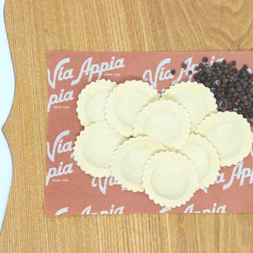 PASTA RELLENA  CACIO E PEPE        QUESO PECORINO ROMANO Y PIMIENTA