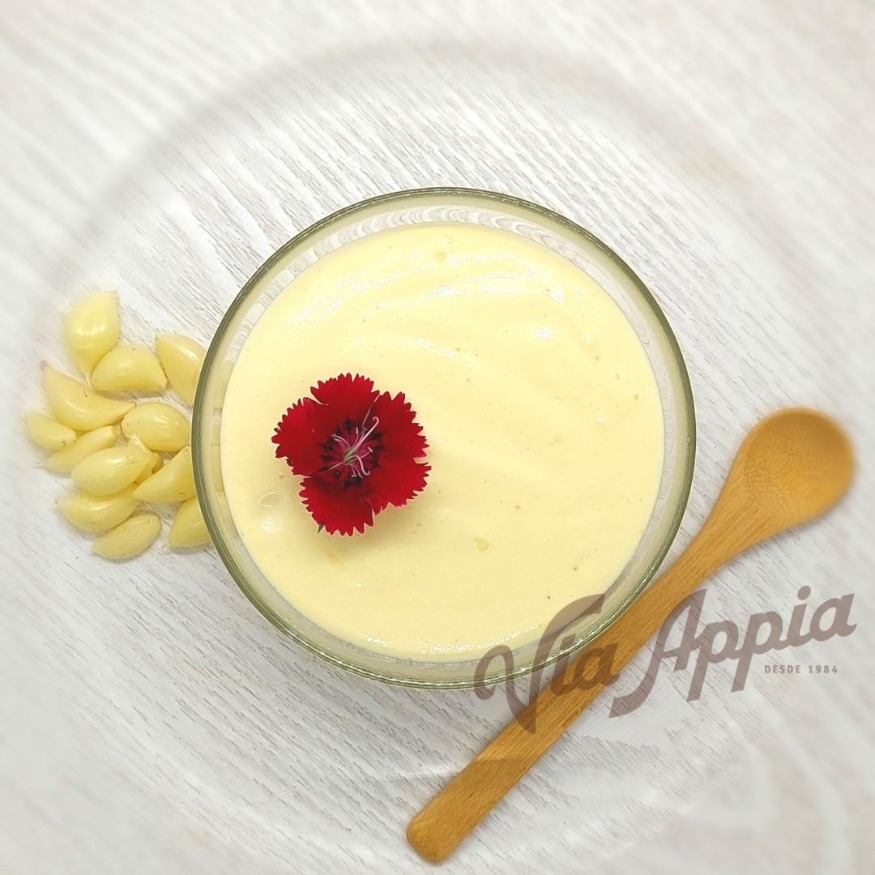 ALIOLI   "AJO Y ACEITE"