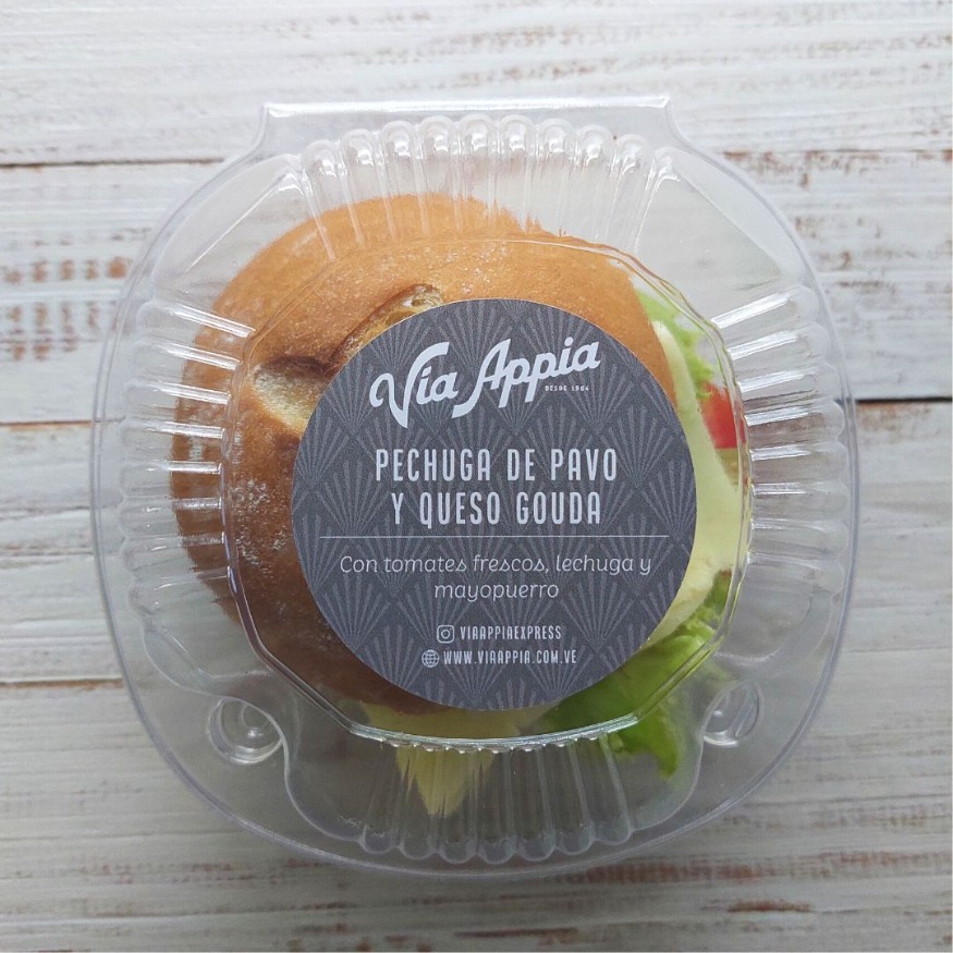 SÁNDWICH MIGNON DE PECHUGA DE PAVO Y QUESO GOUDA