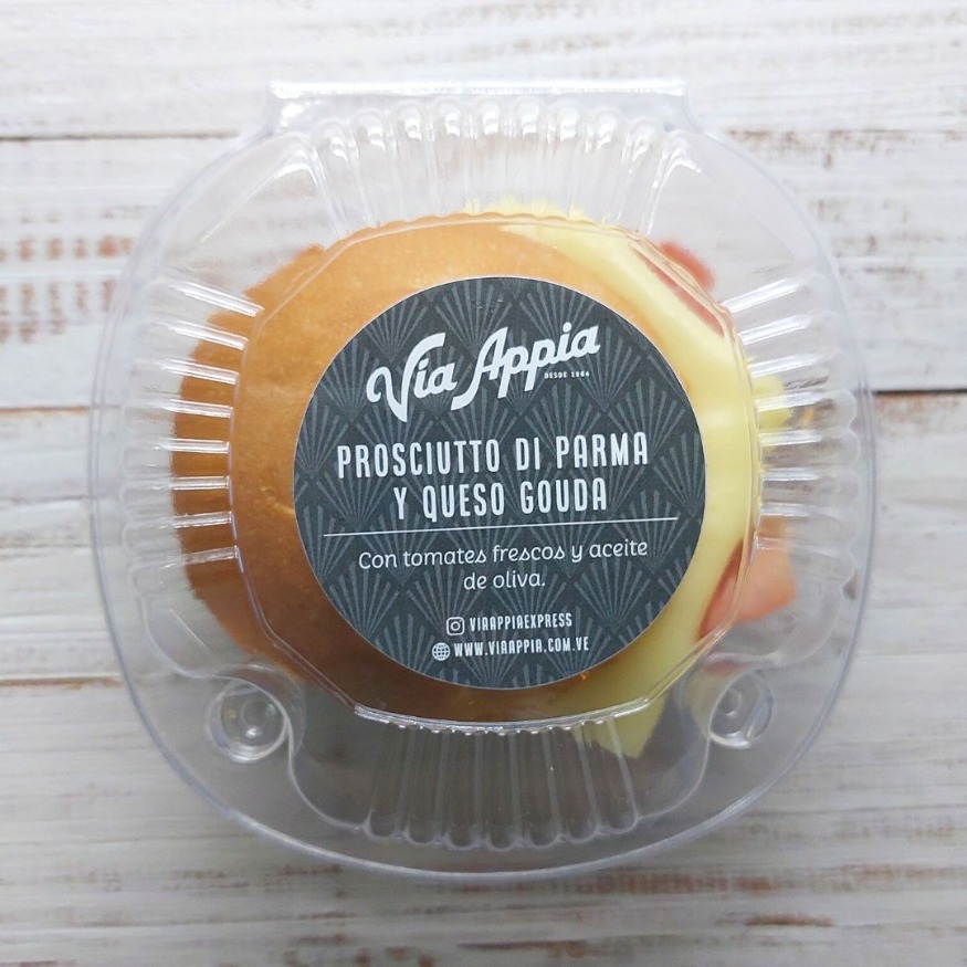 SÁNDWICH MIGNON DE PROSCIUTTO DI PARMA Y QUESO GOUDA