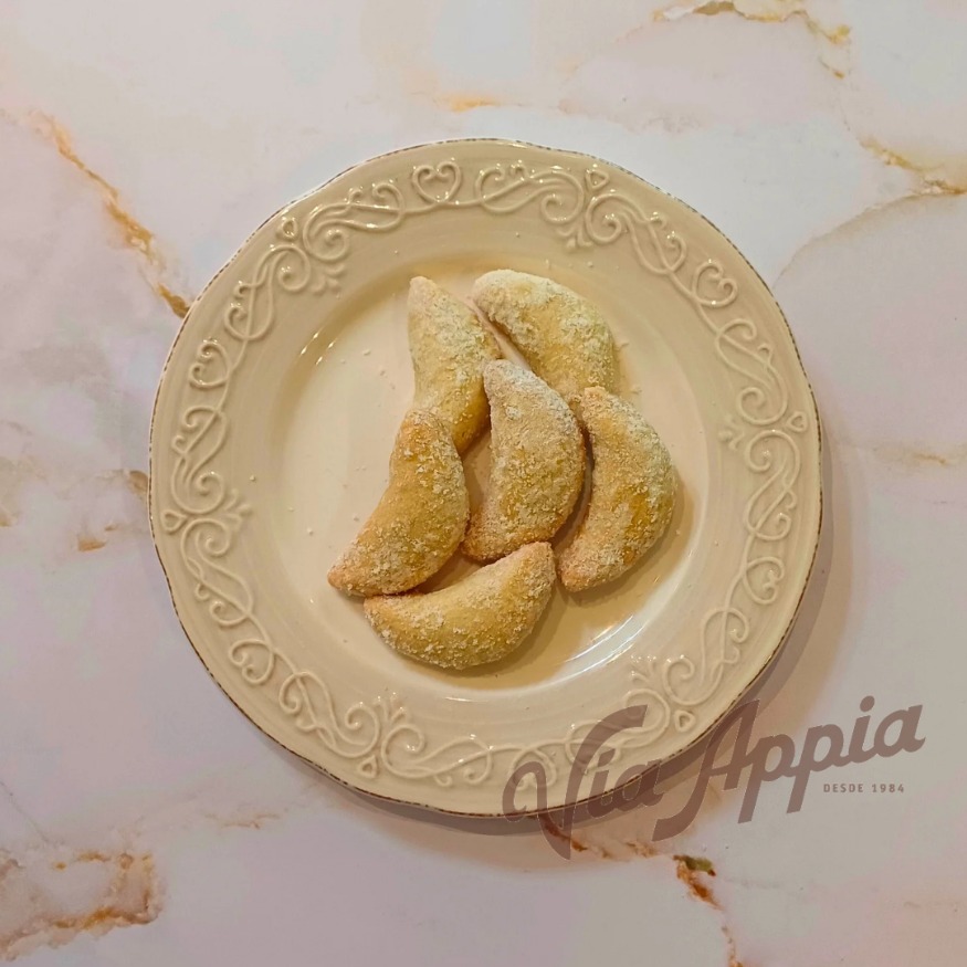 GALLETAS MEDIAS LUNAS DE ALMENDRAS