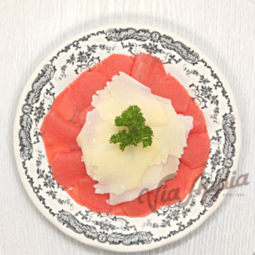 CARPACCIO DE LOMITO Y REGGIANO