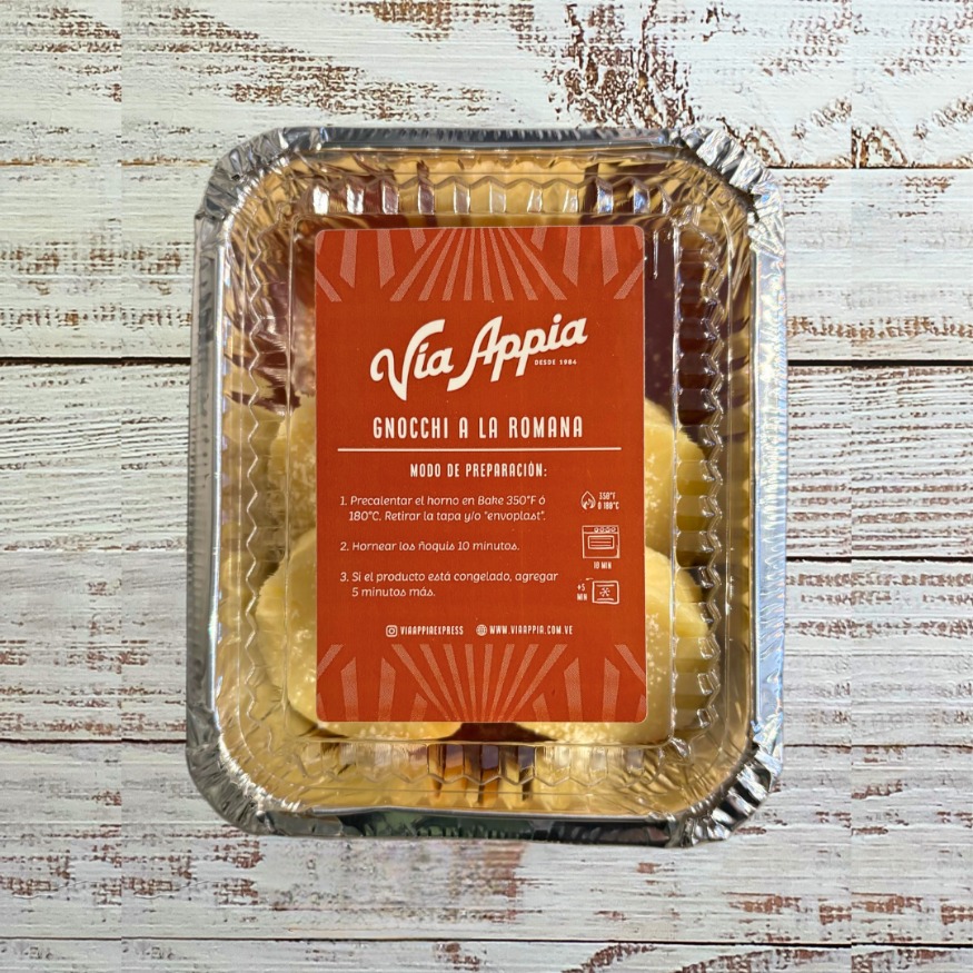 GNOCCHI DI SEMOLA ALLA ROMANA