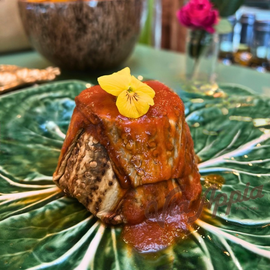 TIMBAL DE BERENJENAS CON MOZZARELLA Y PECORINO