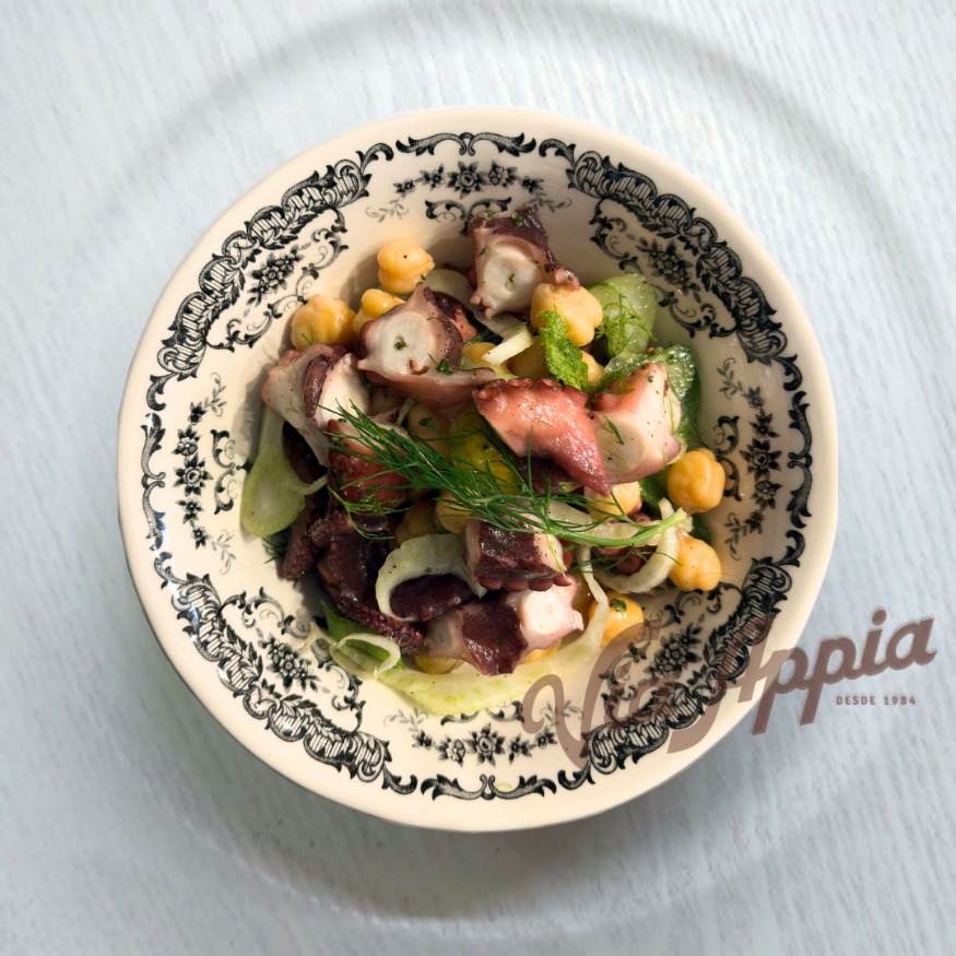 ENSALADA DE PULPO CON GARBANZOS